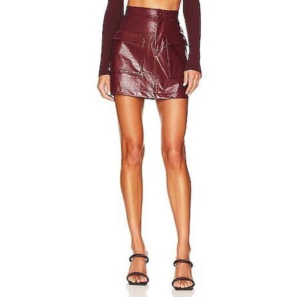 UNWORN TAGS ON Steve Madden Faux Leather skirt! - Picture 1 of 4